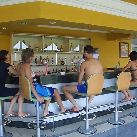 Ares Hotel