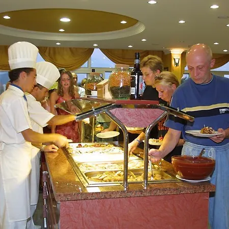 Ares Hotel 4*
